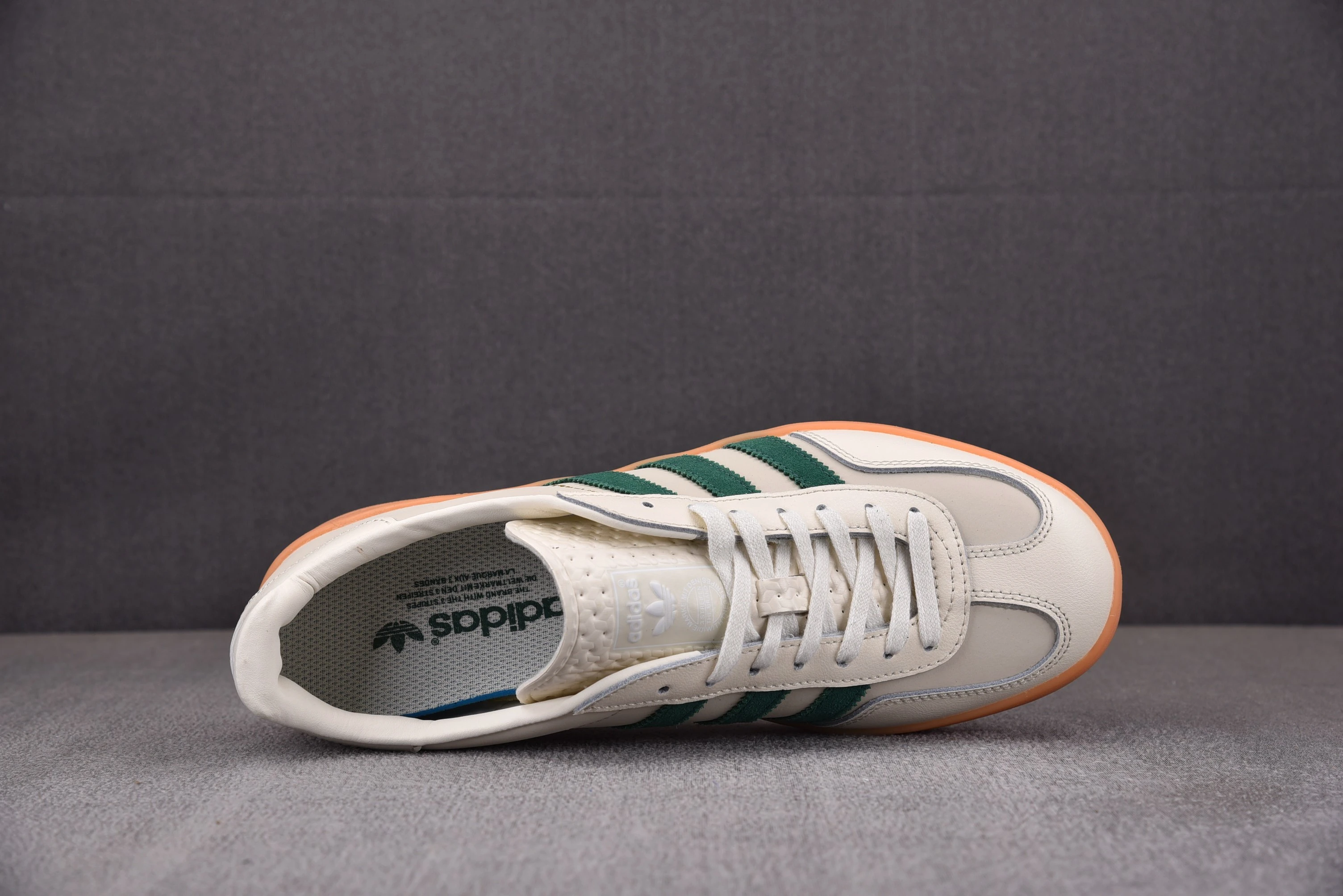 adidas originals Gazelle Off-White