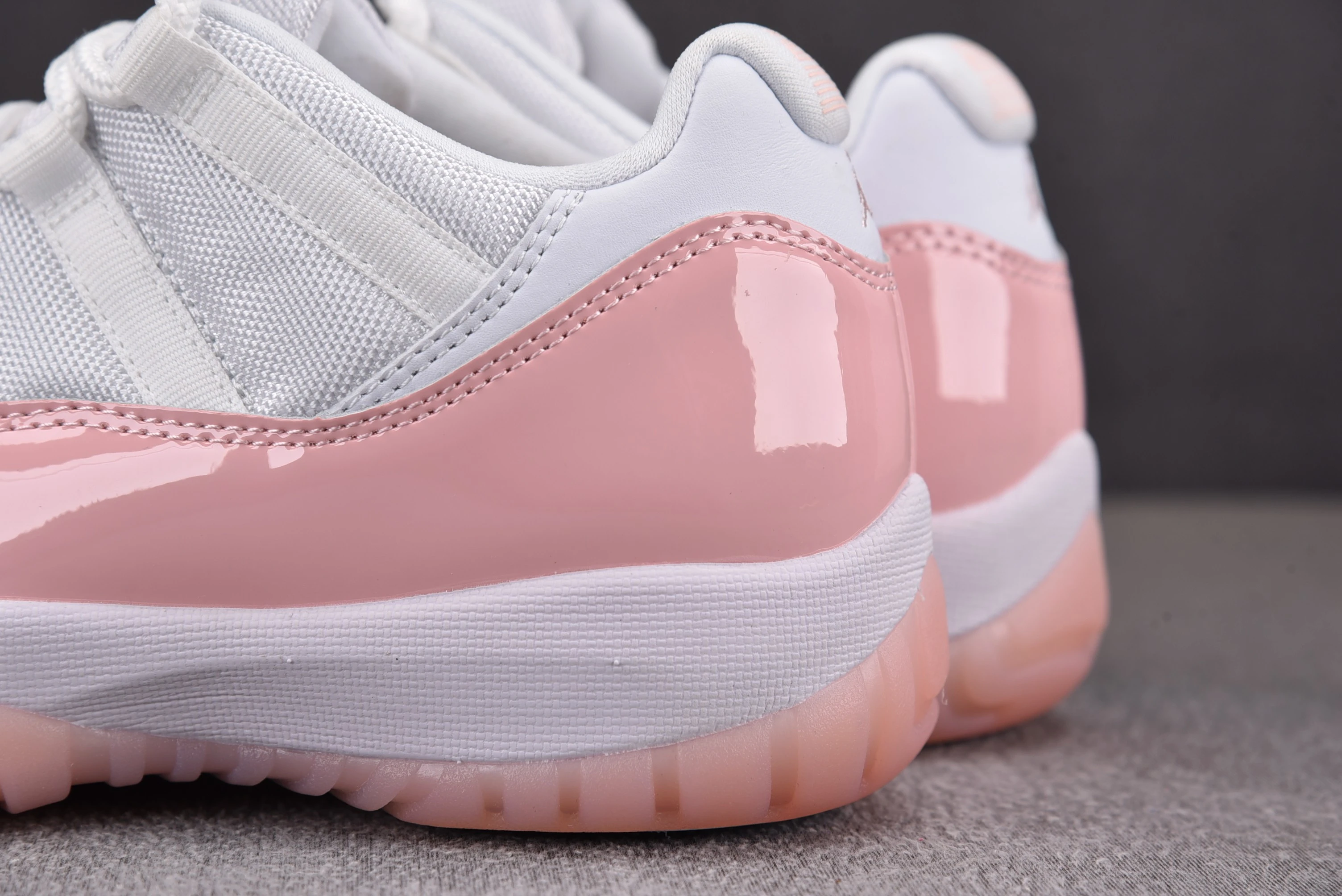 Air Jordan 11 Low “Legend Pink”