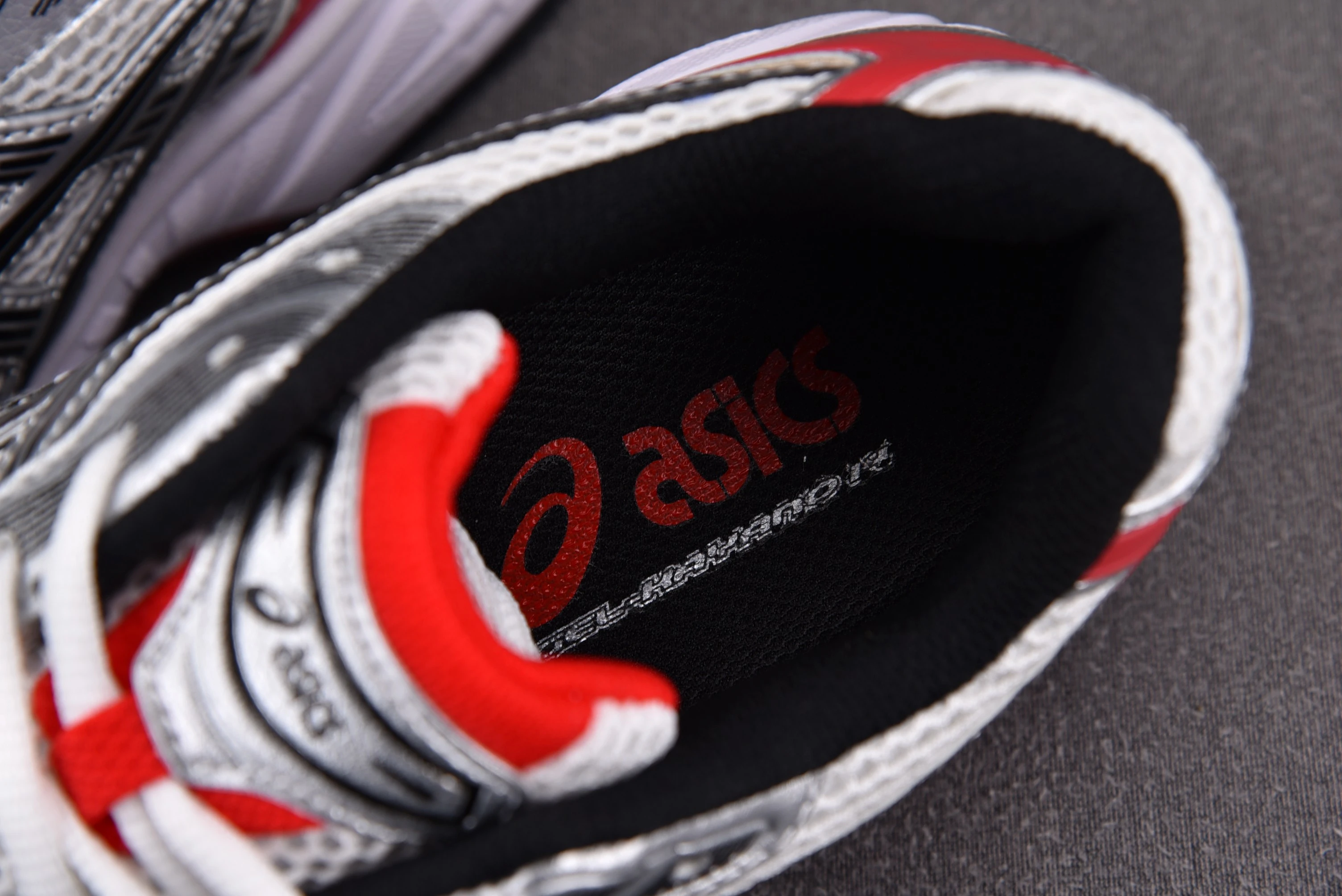 ASICS Gel-Kayano 14 White Classic Red