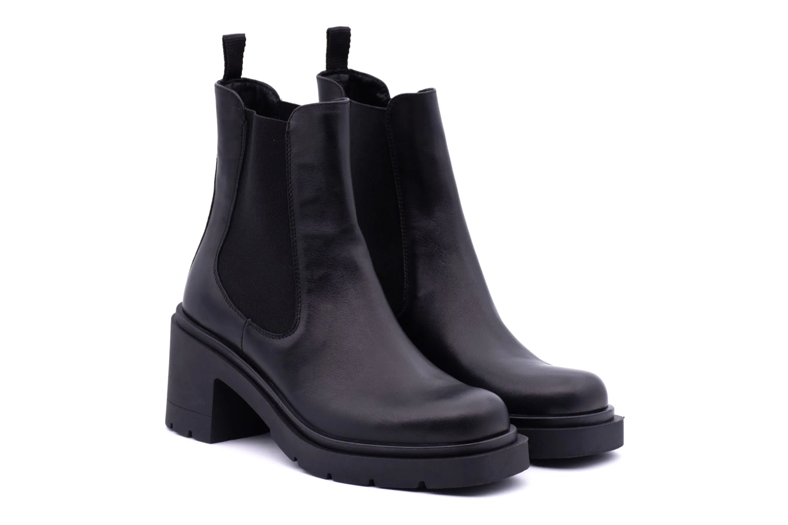 Chelsea Boot su suola con Tacco