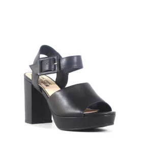 Chelsea Crew 1970s Black Chunky Platform Rose Heels