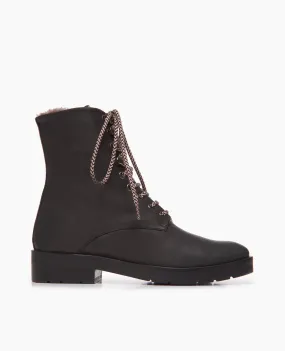 Dashi Shearling Boot