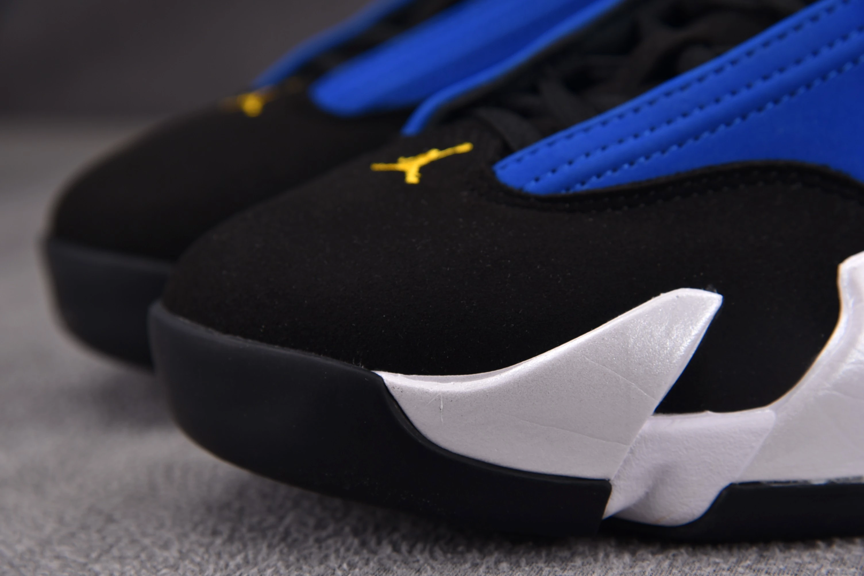 Jordan 14 Retro Laney (2023)