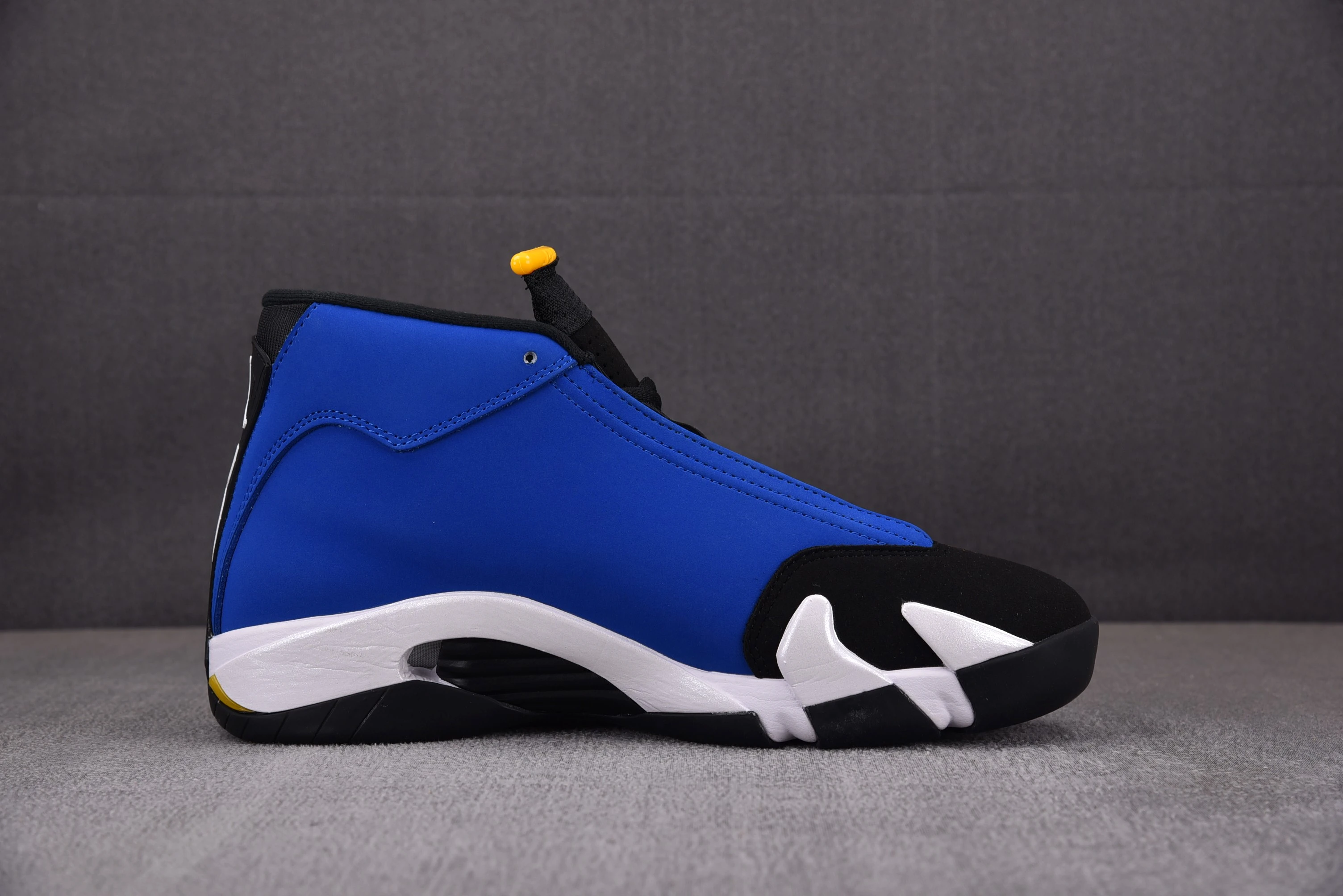 Jordan 14 Retro Laney (2023)