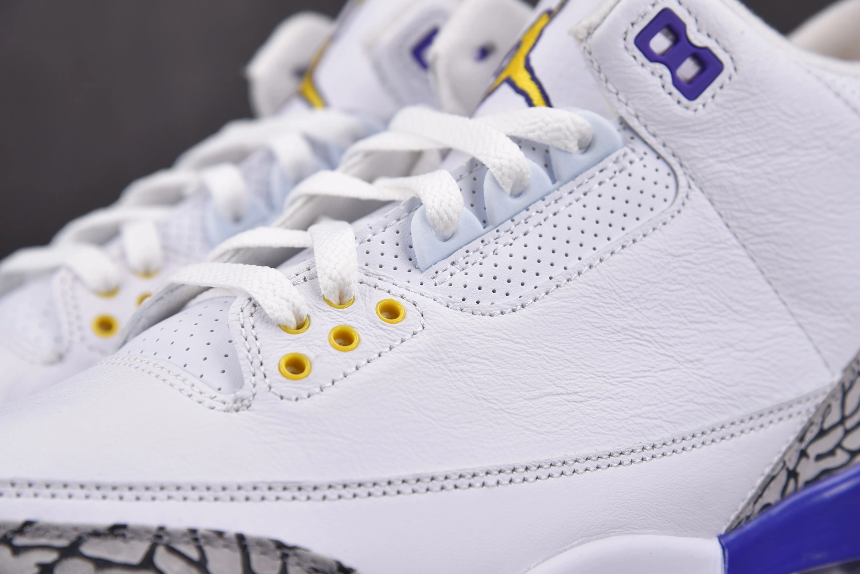 Jordan 3 Retro Kobe Bryant PE