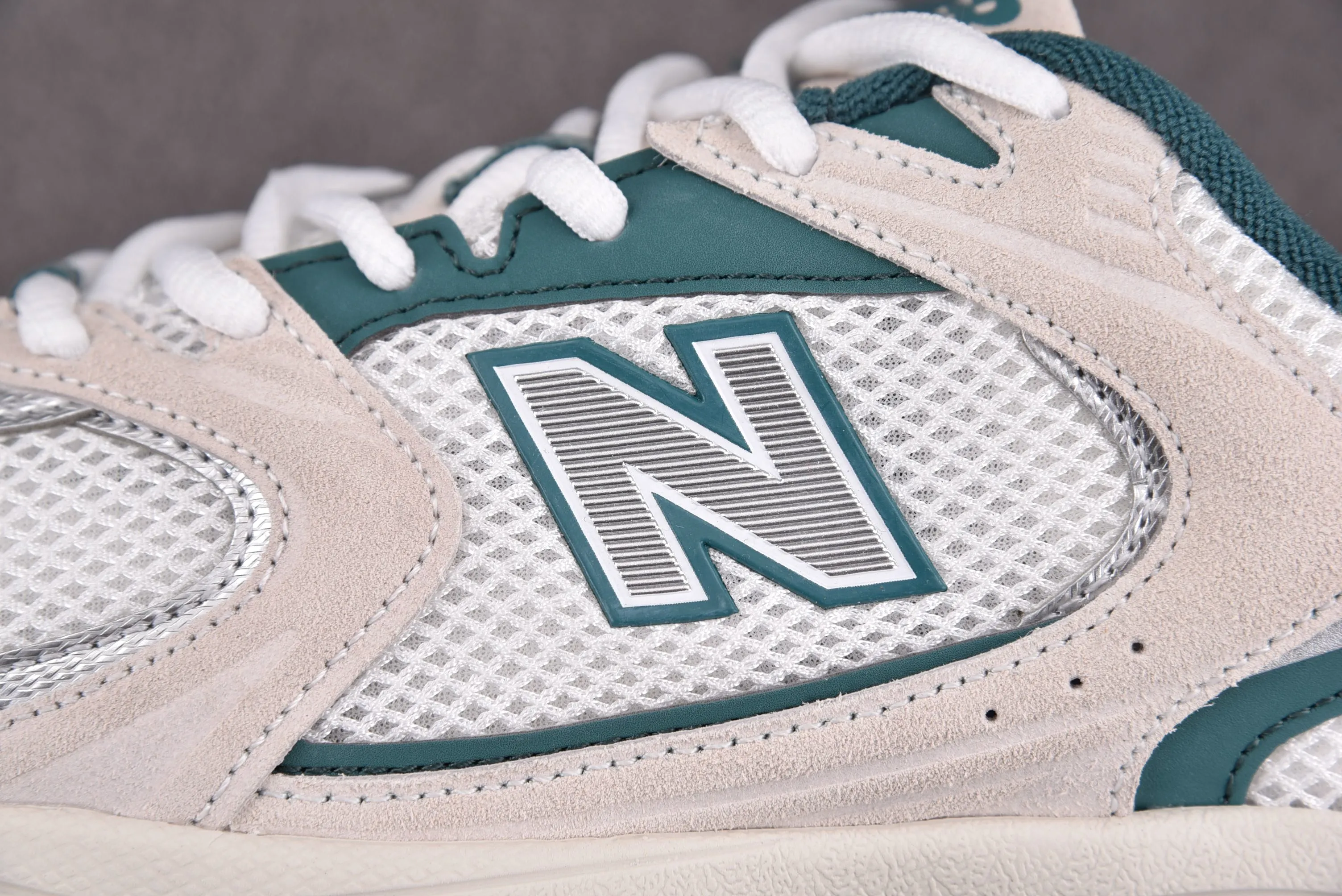 New Balance 530 Beige Green